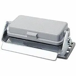 THOMAS & BETTS PB316 Single Lever Locking Panel Base For Use With B16, C6, V6, D40 And DD72 Series.