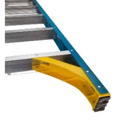 WERNER 6002 2FT TYPE I FIBERGLASS STEP STOOL 6002