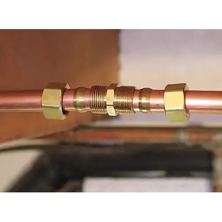 Everflow C68-38-NL 3/8 OD COMP x MIP Adapter Pipe Fitting Lead Free Brass