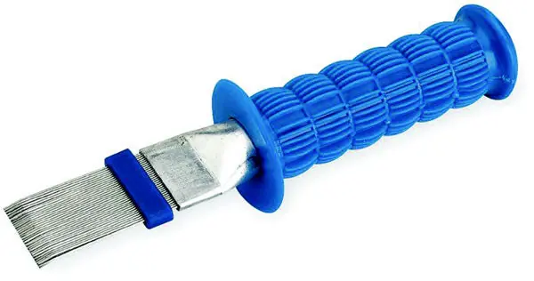Ma-Line MA-MFC2 Metal Fin Comb with Handle For Adjust to All Fin Spacing