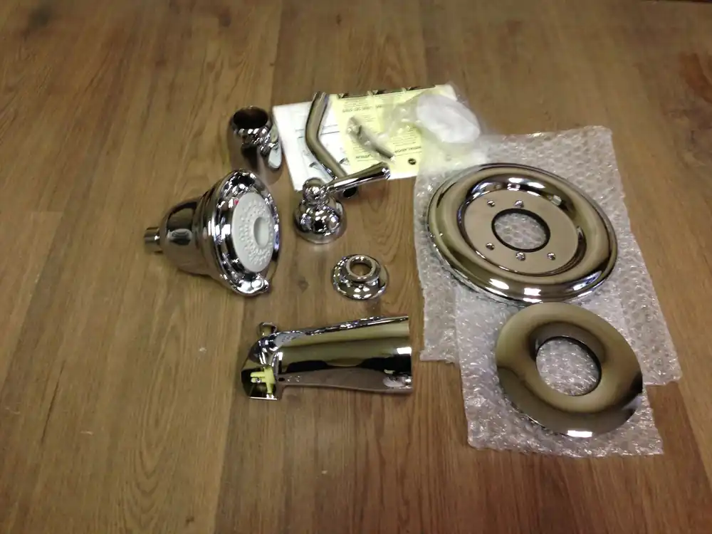 AMERICAN STANDARD T420502.002 Portsmouth FloWise One-Handle Tub & Shower Faucet Trim Kit * CLEARANCE *