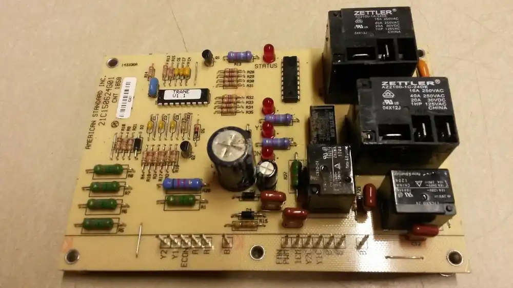 Trane CNT01858 Dual Compressor Staging Control
